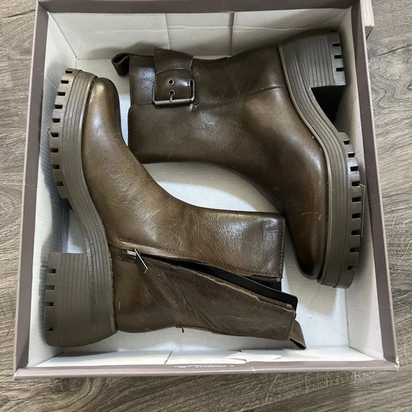 Franco Sarto Women's Jersey Booties Olive Size 9 Minor Scratches Check Pics B4HP - Picture 4 of 9